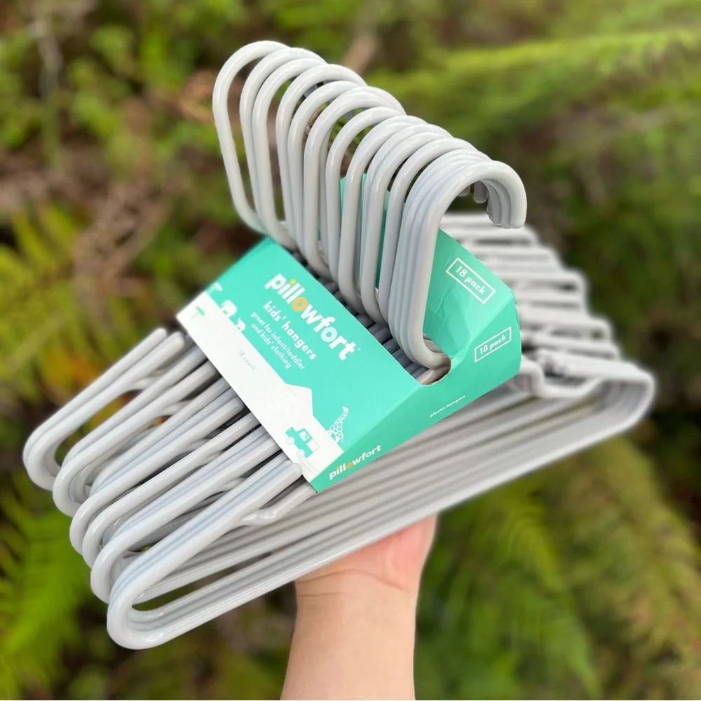 NWT Pillowfort Kids’ Hangers 18 Count